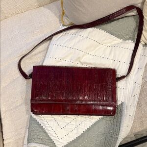 Vintage America Deep Red Crossbody eel Bag